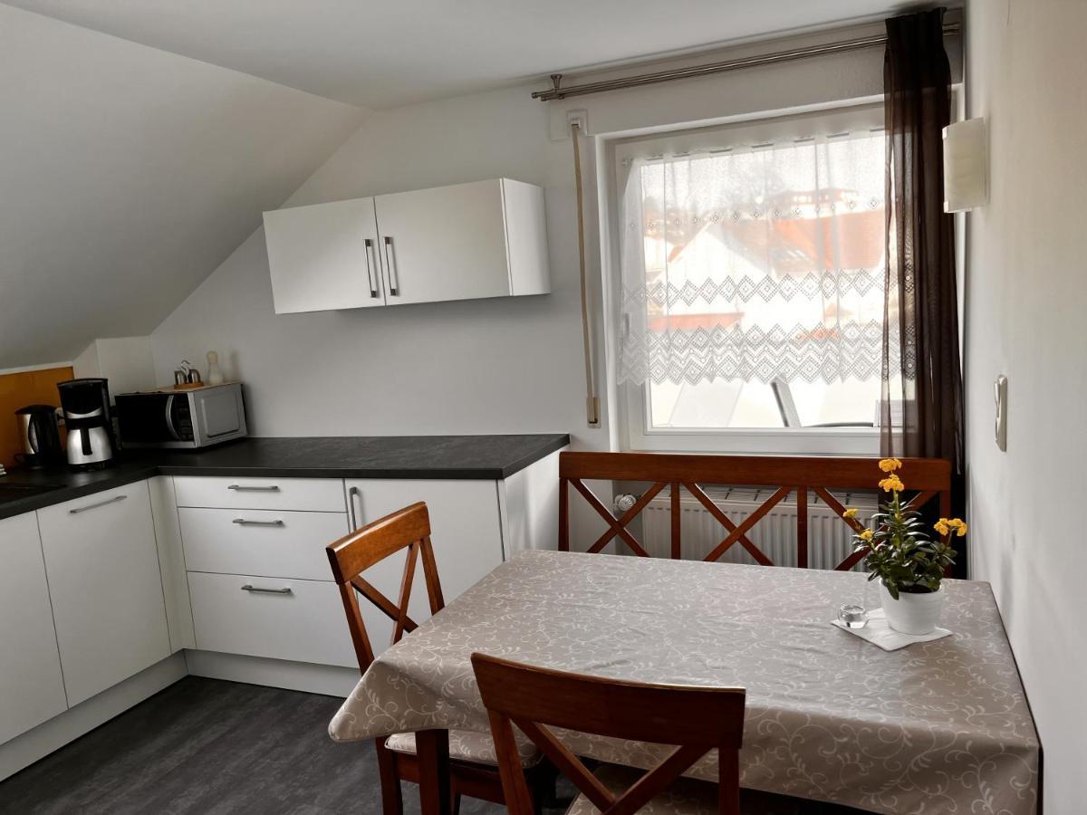 Gaestehaus Sommertal Mit Pool Im Garten, Eigener Parkplatz, 800M Zum Bodensee, 300M Zur Altstadt Меерсбург Экстерьер фото