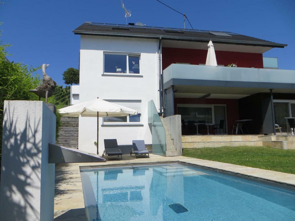 Gaestehaus Sommertal Mit Pool Im Garten, Eigener Parkplatz, 800M Zum Bodensee, 300M Zur Altstadt Меерсбург Экстерьер фото