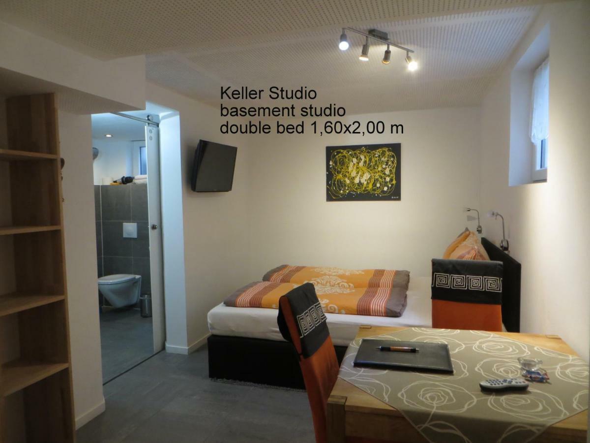 Gaestehaus Sommertal Mit Pool Im Garten, Eigener Parkplatz, 800M Zum Bodensee, 300M Zur Altstadt Меерсбург Экстерьер фото